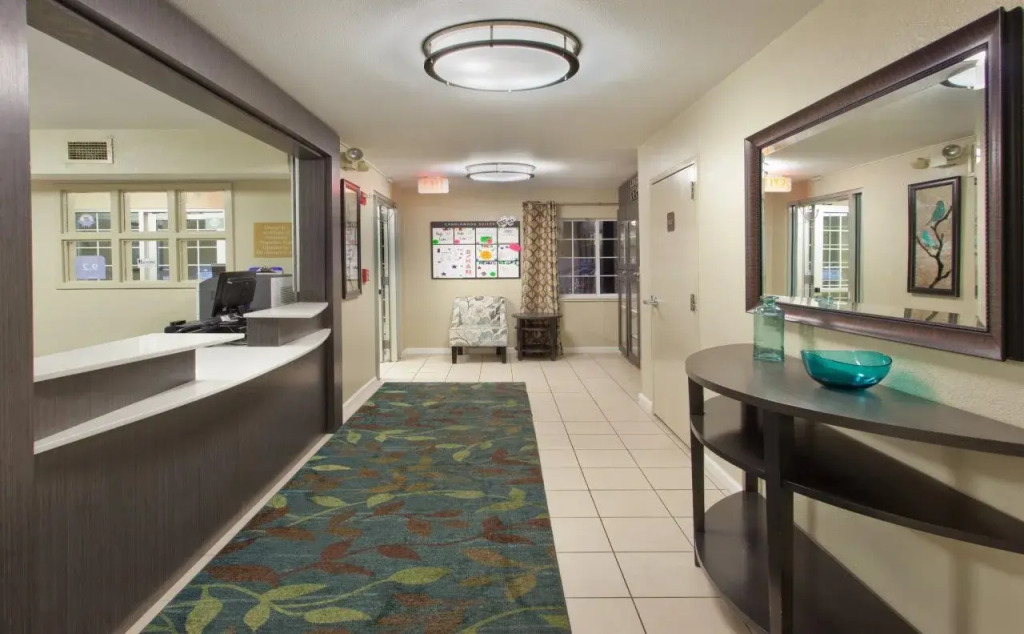 Sonesta Simply Suites Birmingham Hoover