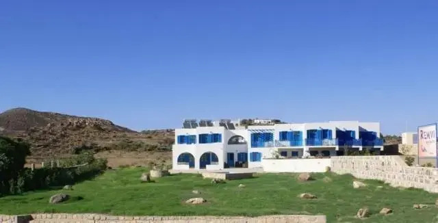 Remvi Apartments