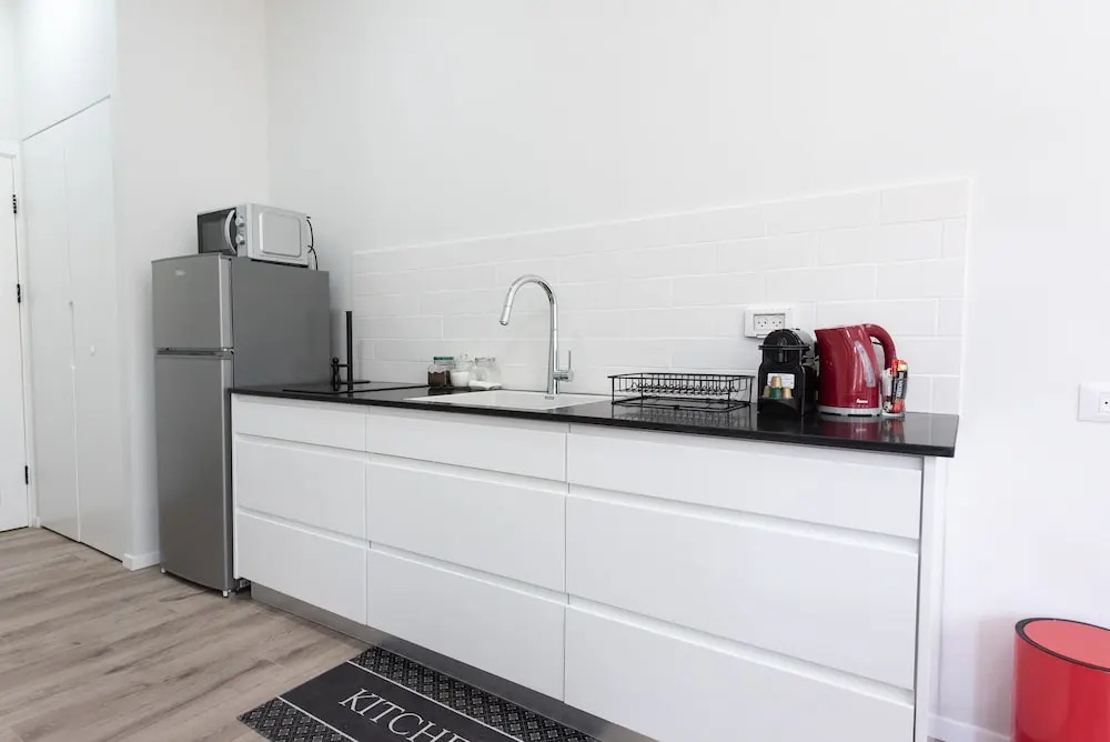 PORT CITY HAIFA - Authentic German Colony Apartments