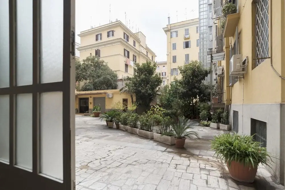 Elegant and Spacious 6 Guests Flat Near Vatican