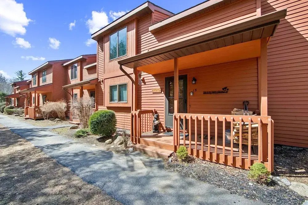46er 15e - Stylish & Comfortable Mountain Retreat 2 Bedroom Townhouse by The Summit at Gore Mountain