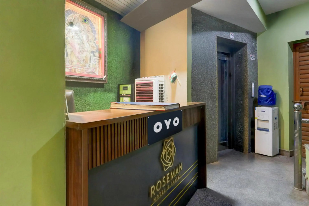OYO Flagship 80461 R K Residency