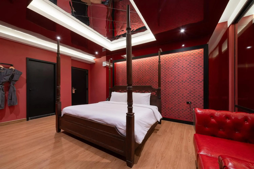 G Boutique Silom Hotel