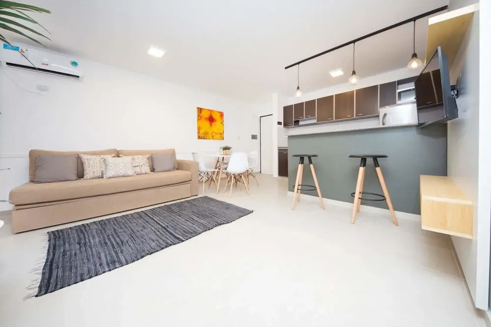 Rent San José de Calasanz 85W