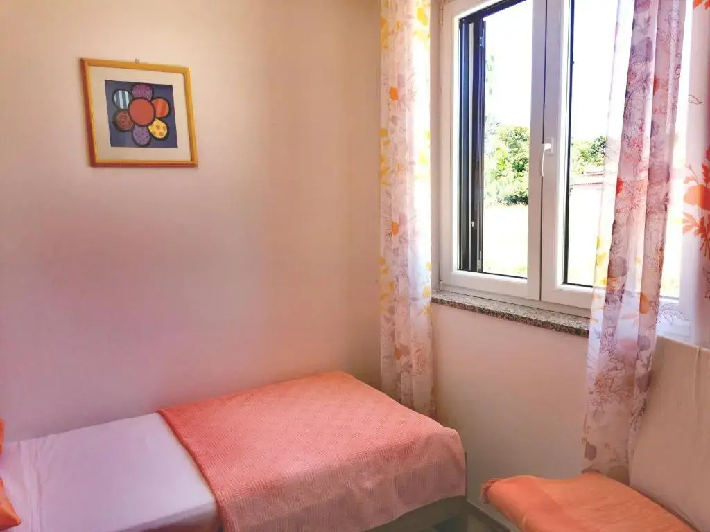 Cozy House with Pool near Rovinj
