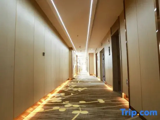 Nalati Yuhao Hotel