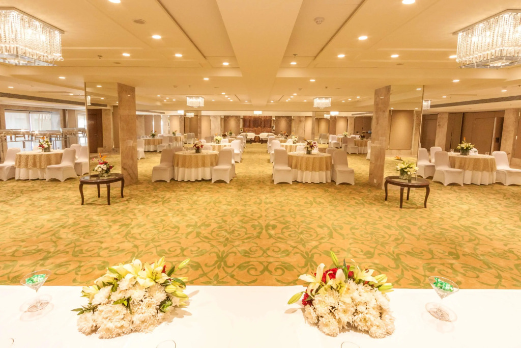 Deventure Sarovar Portico Kapashera, New Delhi