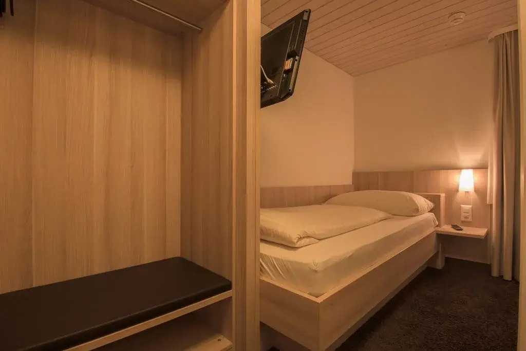 Hotel zum goldenen Kreuz