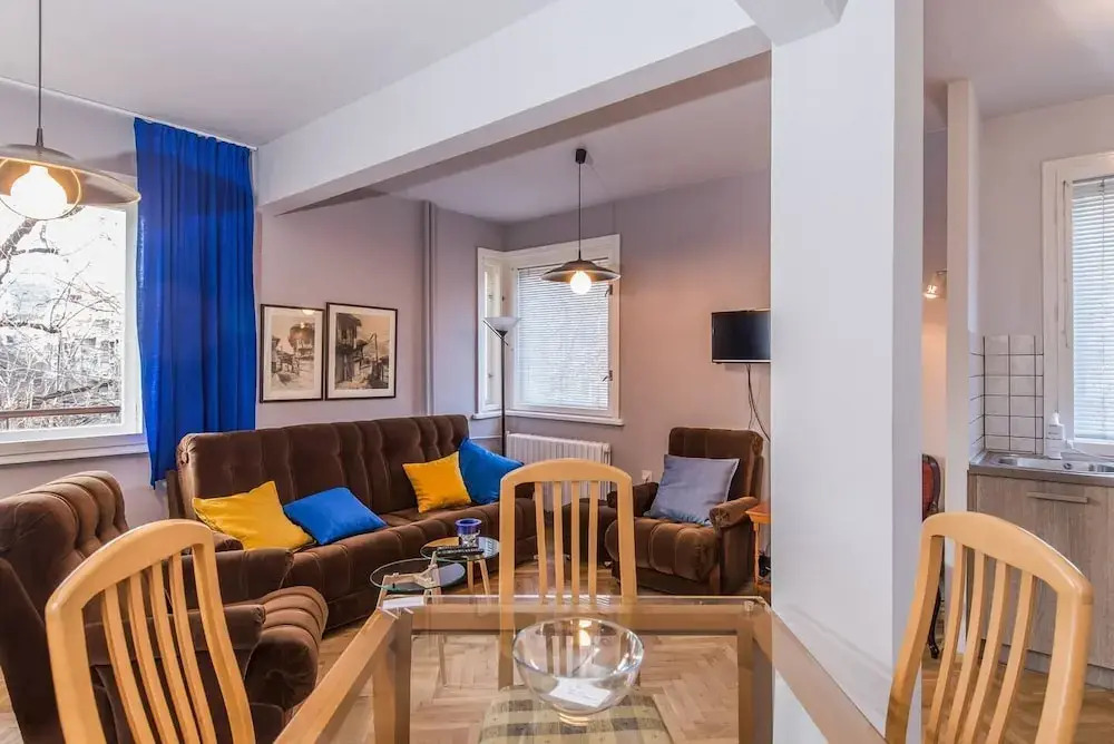 FM Economy 2-BDR Apartment - Next to Serdika Center