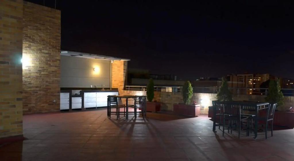 122 Plaza Apartahotel