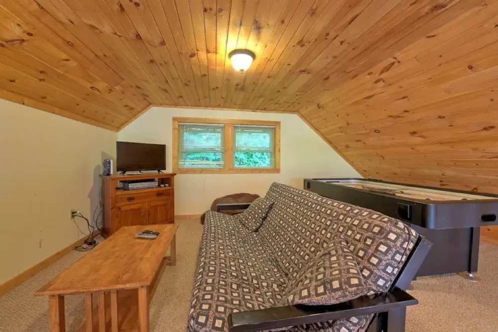 Ridgeview Lodge - 3 Br Home