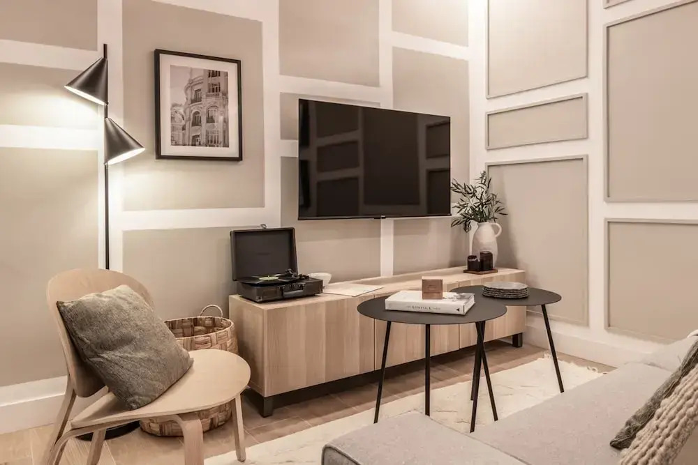 Orusco - 2 Bedrooms in Chamber