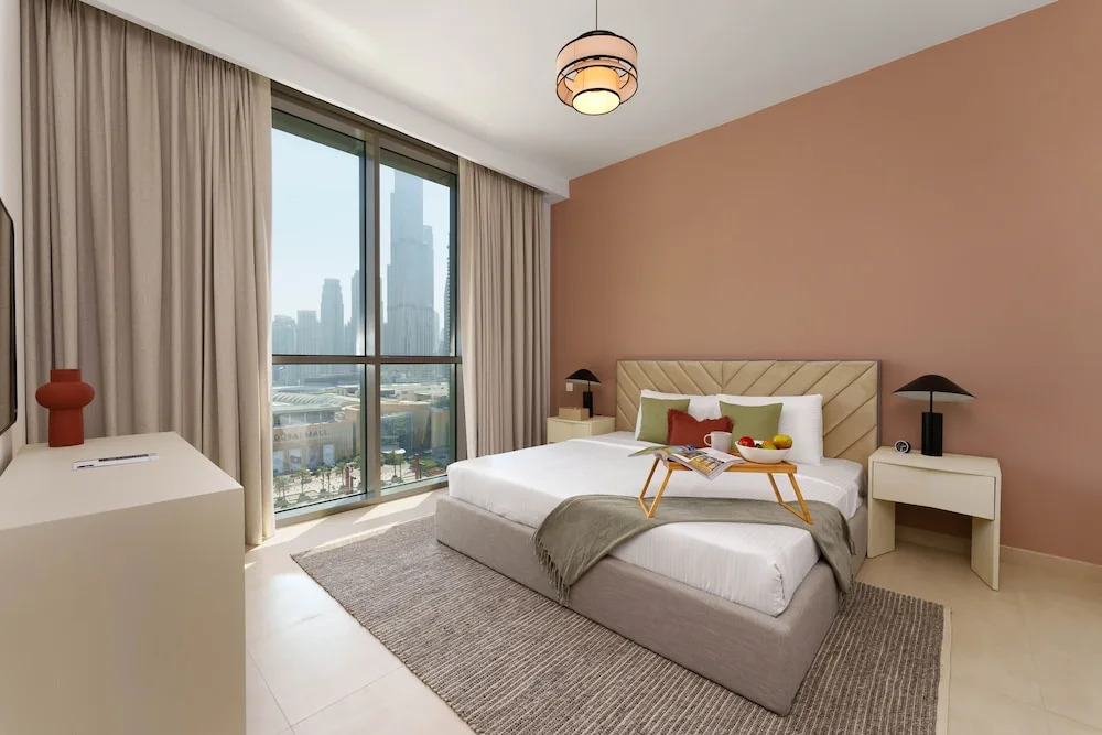 Maison Privee - Luxury Apt with Burj Khalifa Vw & Direct Mall Access