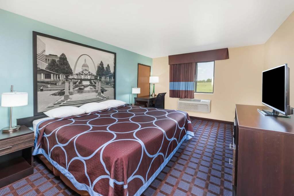 Super 8 by Wyndham Okawville