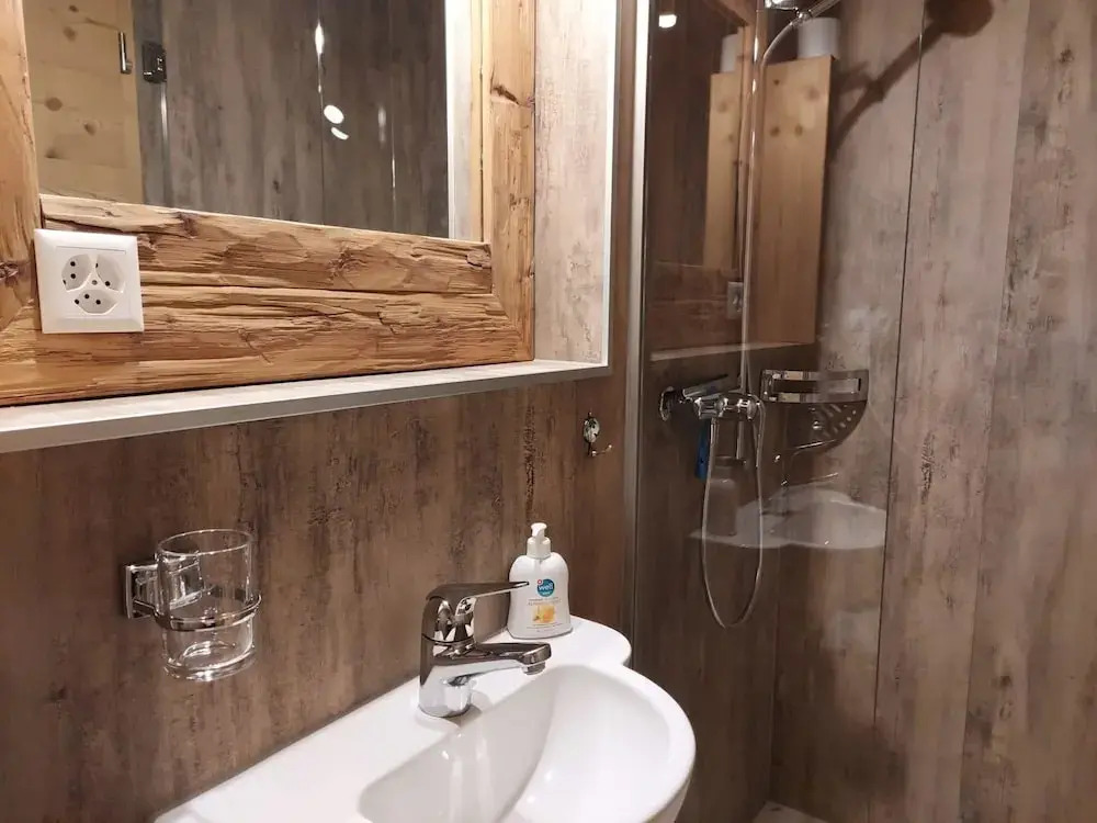 L Rchehuus Adelboden