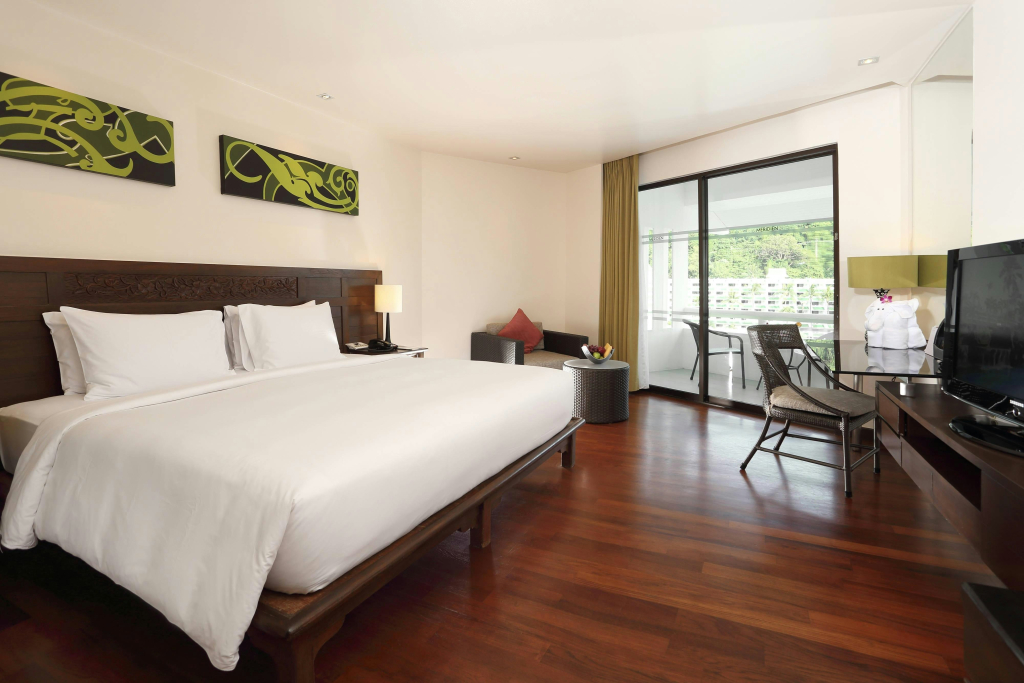 Le Meridien Phuket Beach Resort