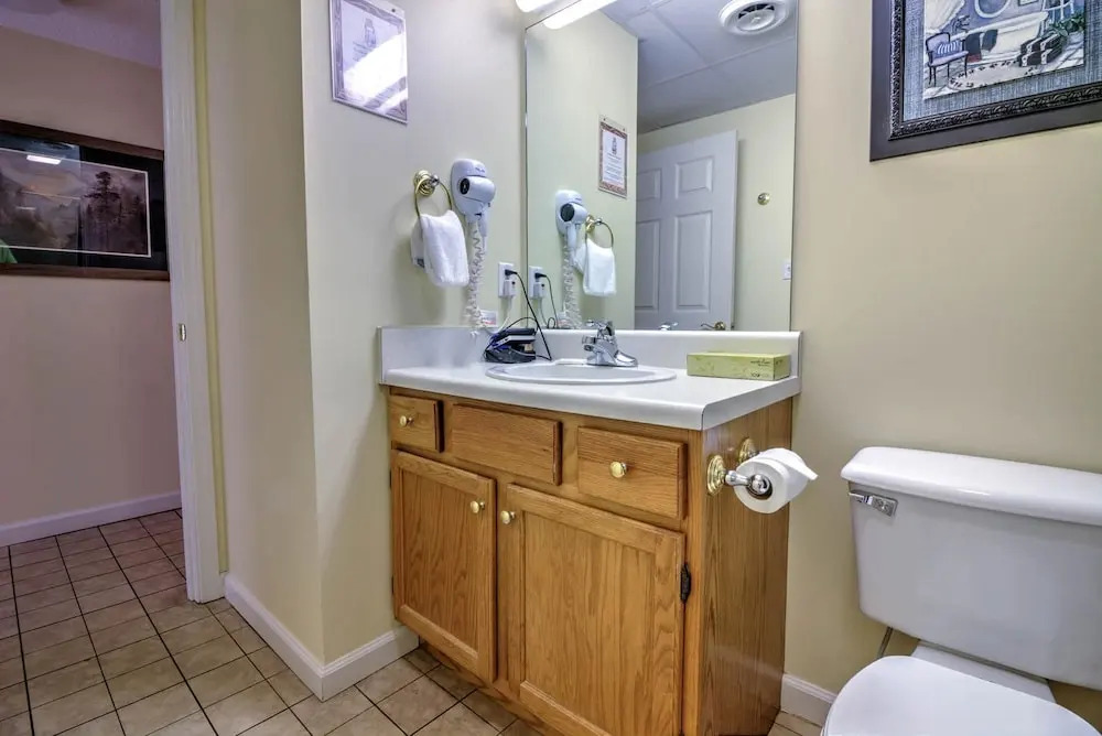 Whispering Pines 441