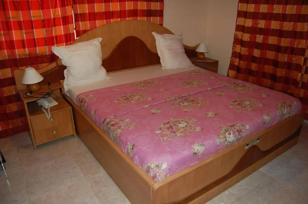 Marinette Hotel