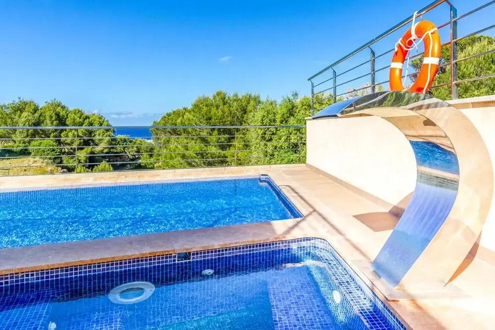 Villa - 4 Bedrooms with Pool, WiFi and Sea views - 108773