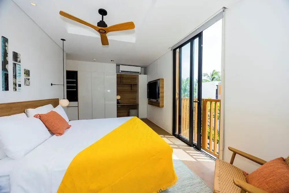 Sailing Pool Villas & Resort Phu Quoc