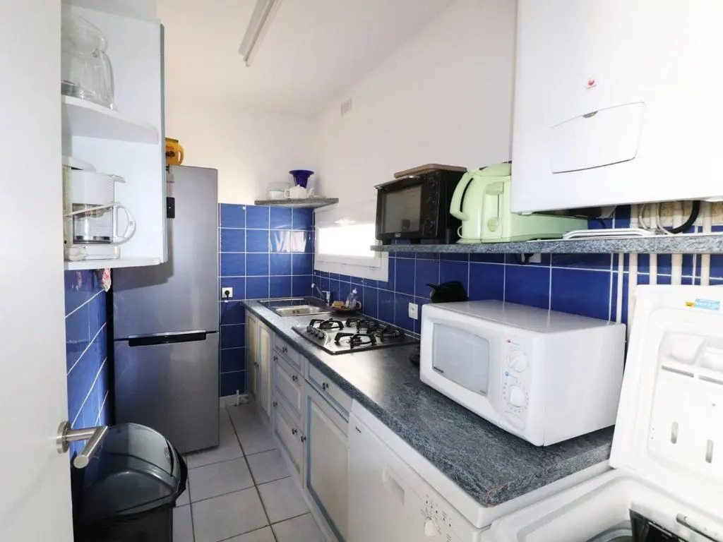 Maison Méditerranéenne 60m² avec Patio et Parking Privé, à 5min de la Plage, 3 Pièces Confortables - FR-1-307-6