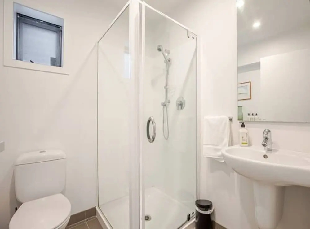Stylish And Serene Living In Kohimarama