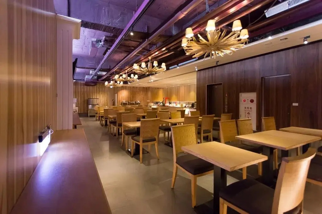 麗馨商旅七賢館
