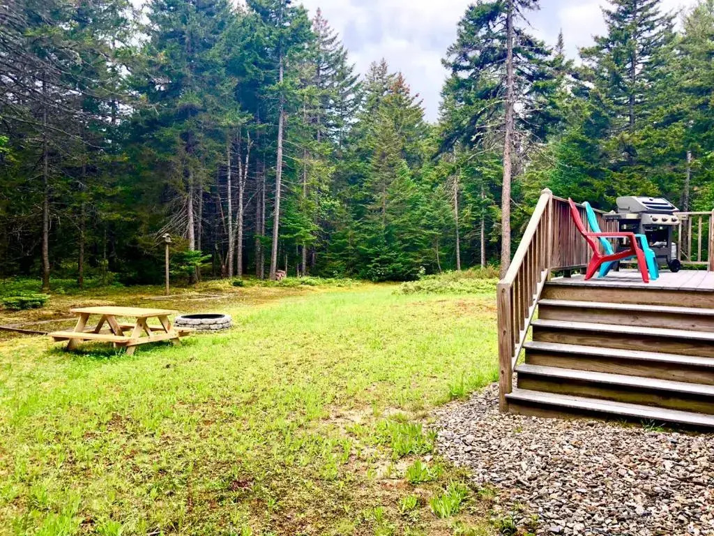 MO Private home in beautiful wooded setting - close to Bretton Woods AC