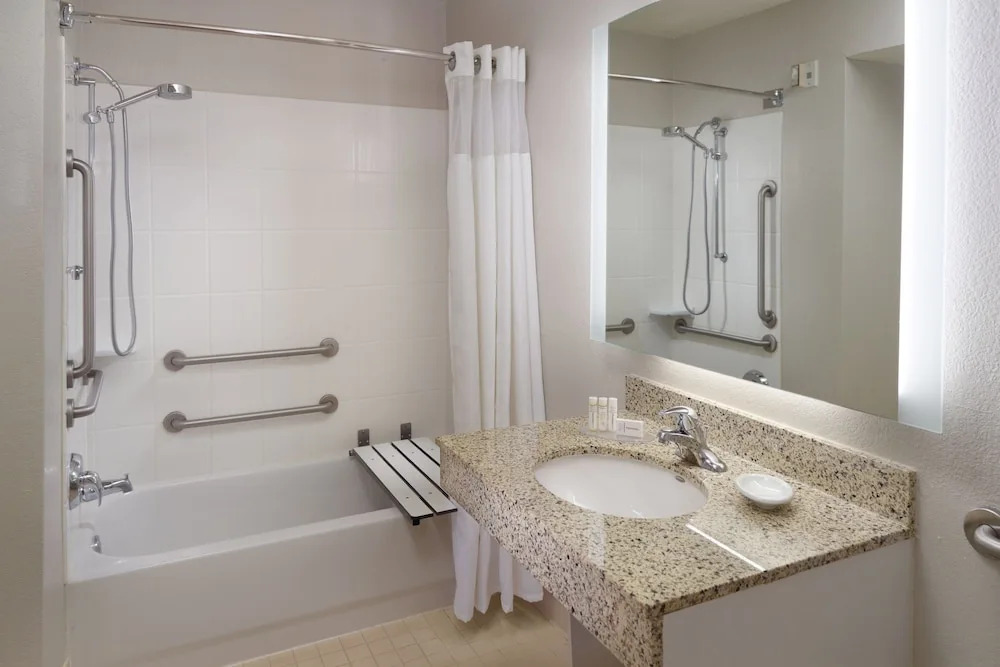 Newly Renovated Atlanta Condo Prime Buckhead Atl