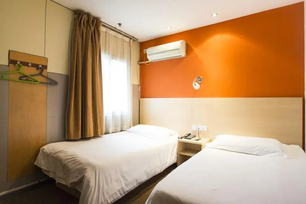 Motel Shenyang Central Street Joy City Walmart