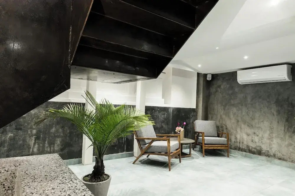 MeroStay 123 9ine Thamel Hotel