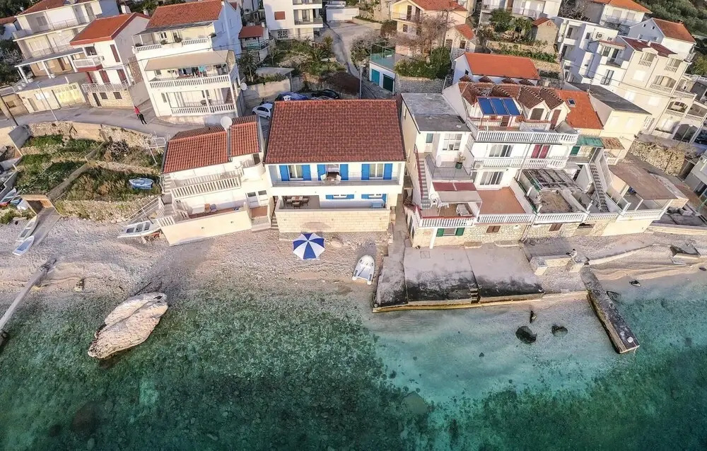 Four-Bedroom Holiday Home In Brist
