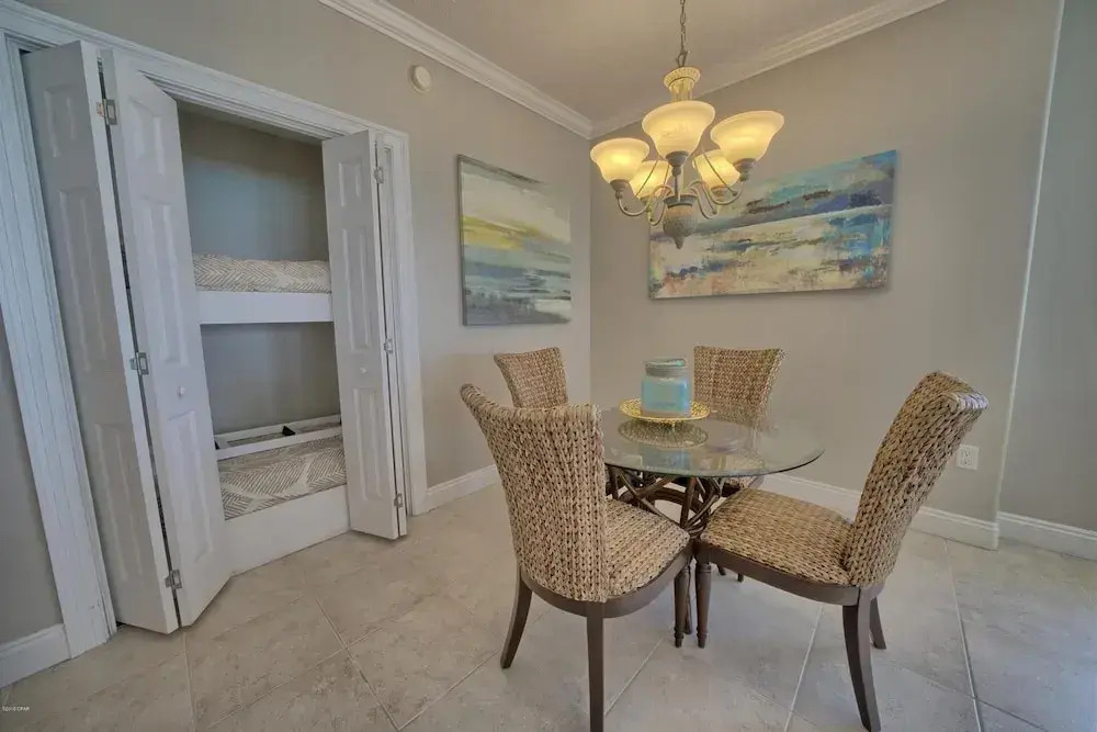 Cozy Condominium with Astonishing View from Spacious Balcony - Unit 0401 by RedAwning