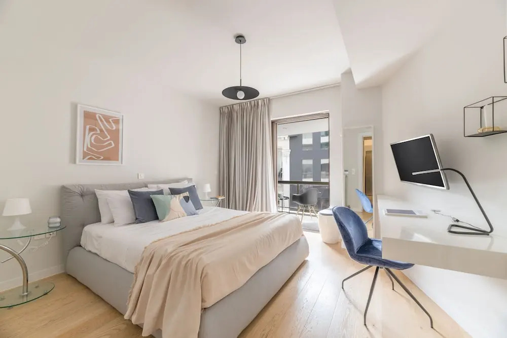 Elegant 2BR Apartment in Kolonaki