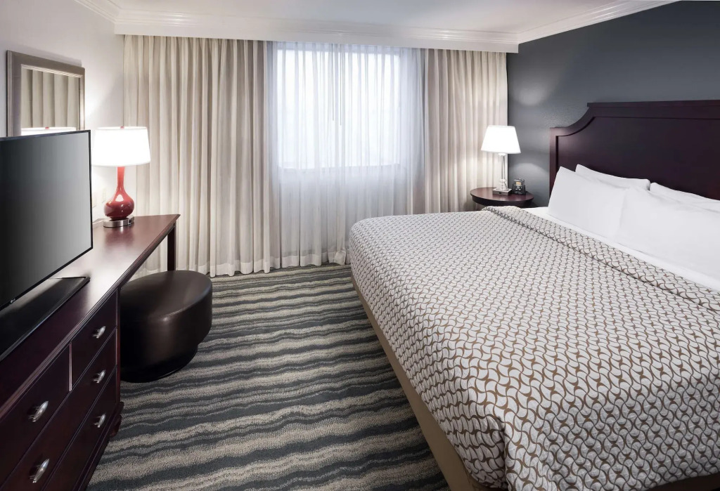 Embassy Suites by Hilton Tampa Brandon