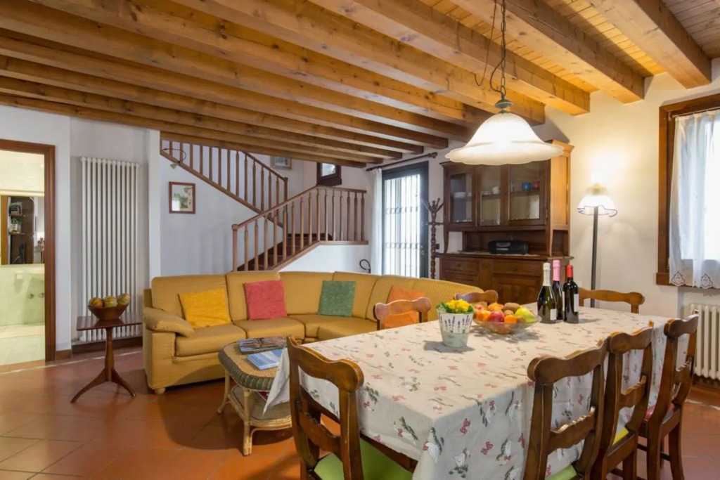 The Mulberries Three Bedroom and two Bathroom Apartment