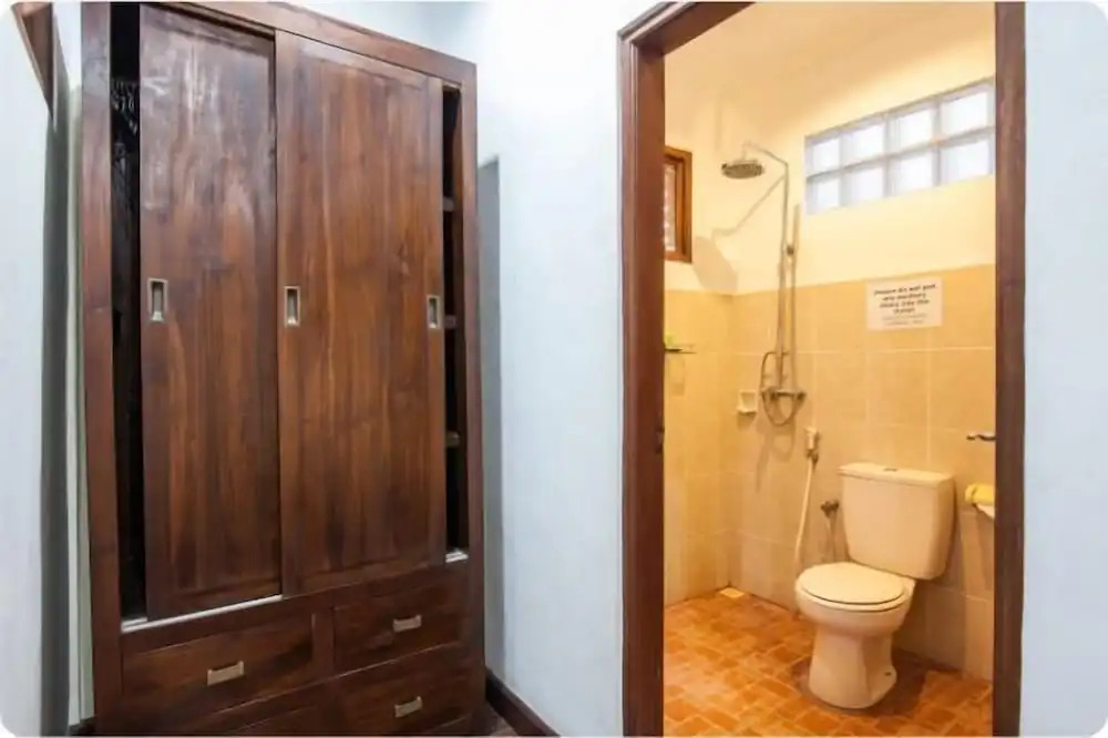 SMV- 2BedGRDN - V4 · 2BR Garden Villa Walk to shops and Beach Legian