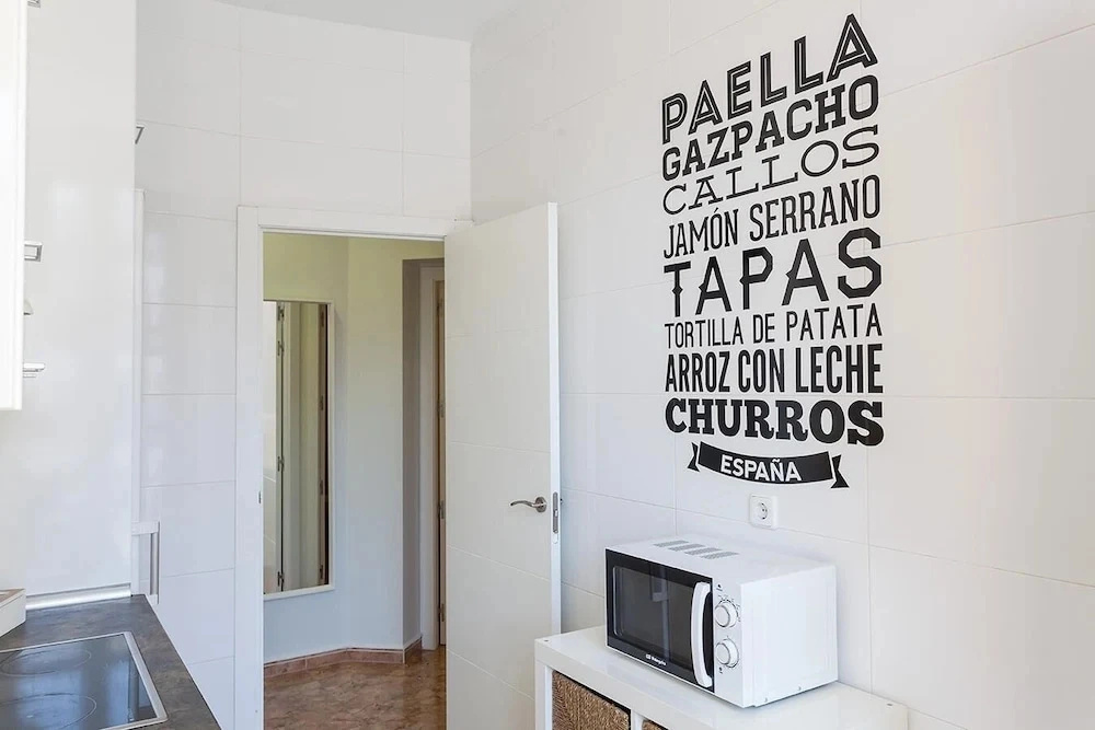 Stunning Urban Apt. Historic District - Sol