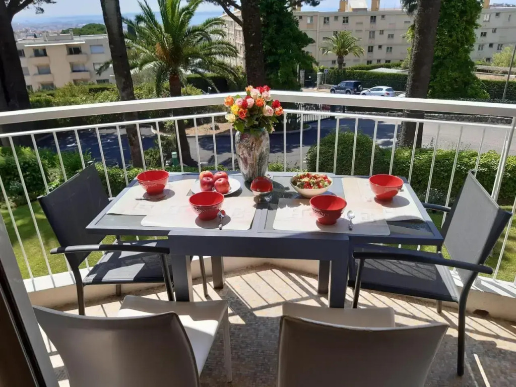 SPACIEUX STUDIO 37m2 - Terrasse VUE MER
