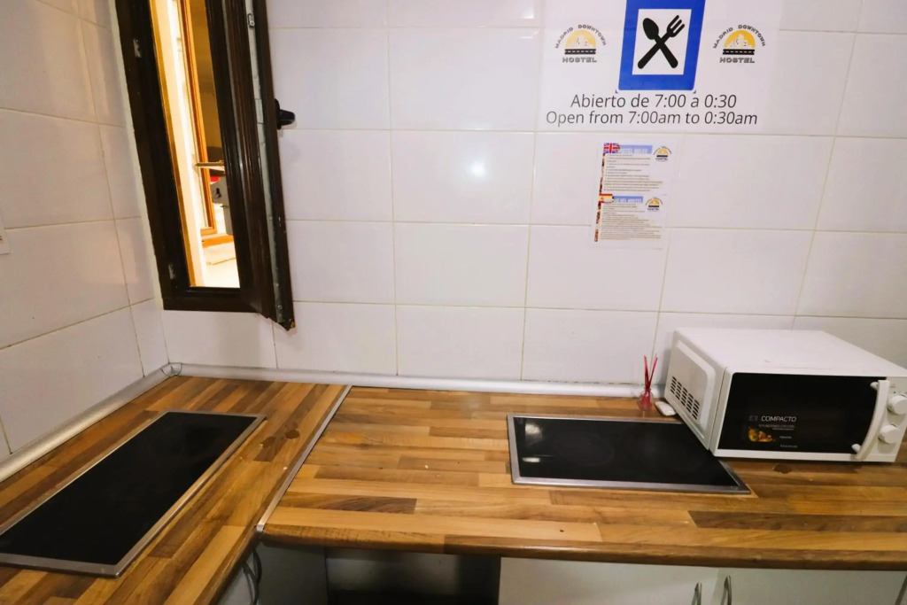 Madrid Downtown Hostel