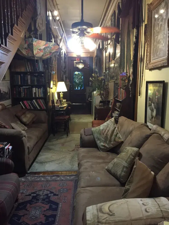 1870 Banana Courtyard French Quarter B&B