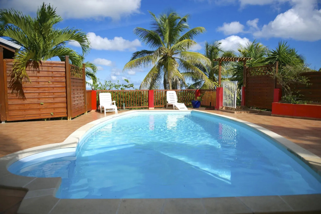 Nid Kréyol Domaine de Charme avec Villas, Piscine Privée & Jacuzzi