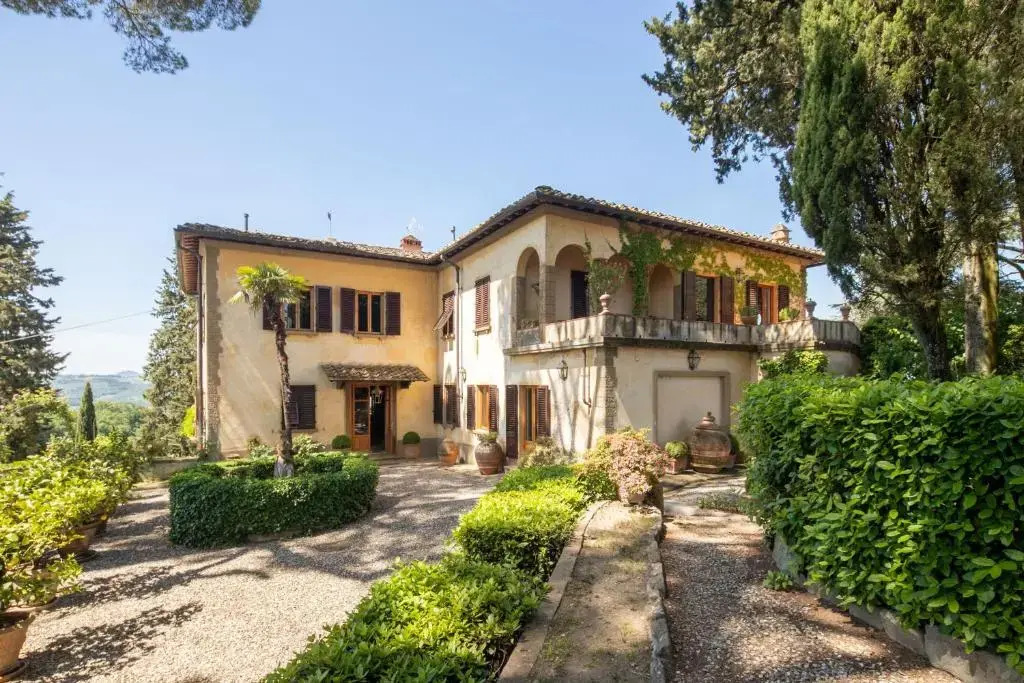 Villa DAgnola by Mmega