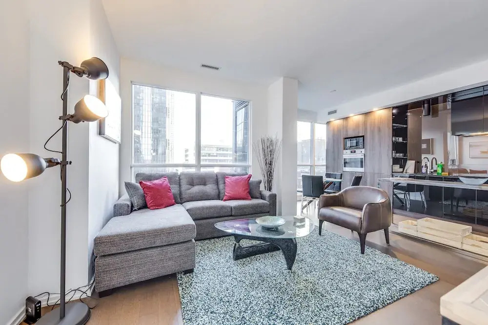 Beautifully Designed 2BR Suite Financial District