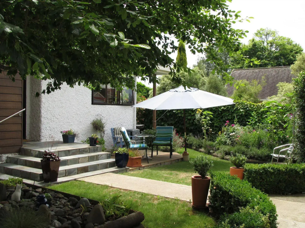 Annick House Bed and Breakfast