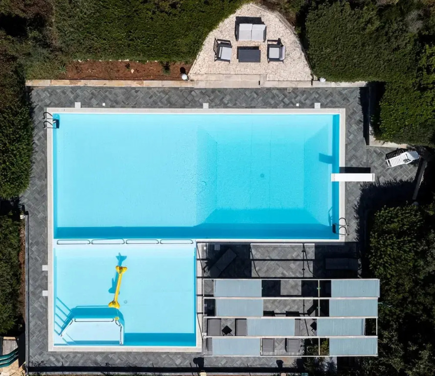 Villa Giorgisa Casale pool sea view
