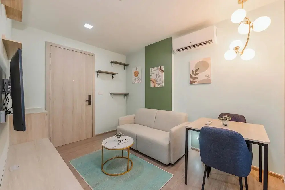 Peaceful Retreat in Heart of Phuket C210