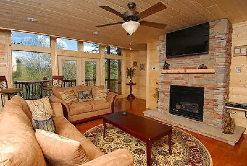 Appalachian Lodge 4 Bedrooms 4 Bathrooms Home