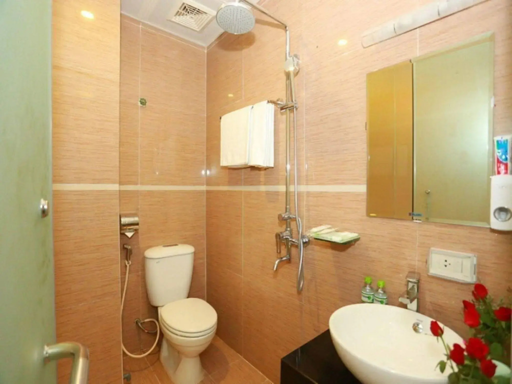 OYO 210 Saki Hotel