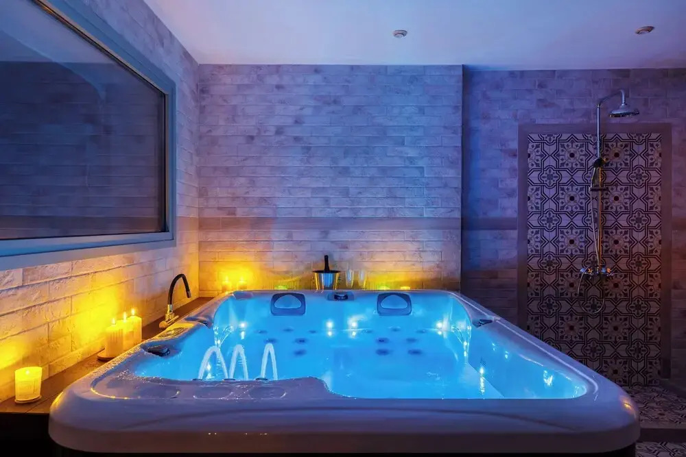 Meydani Suites